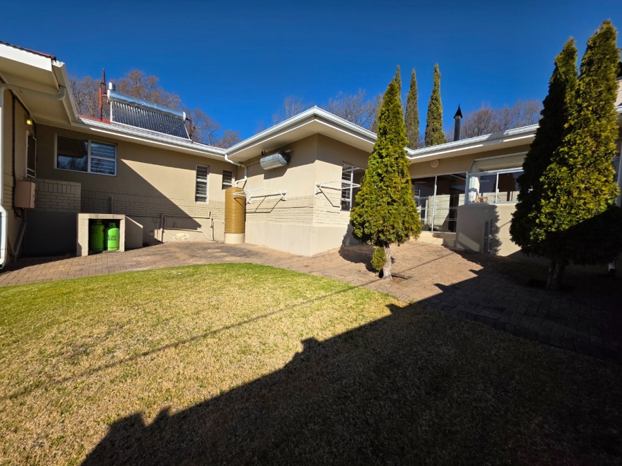 5 Bedroom Property for Sale in Eureka Free State